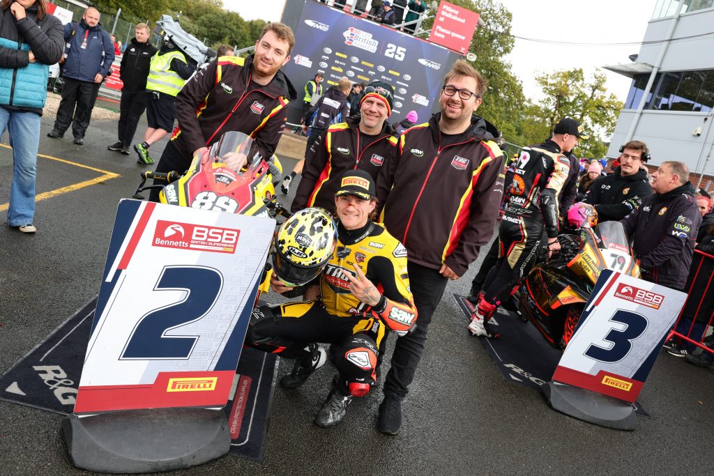 TAG Racing Honda brilliantly battle the elements at Oulton Park