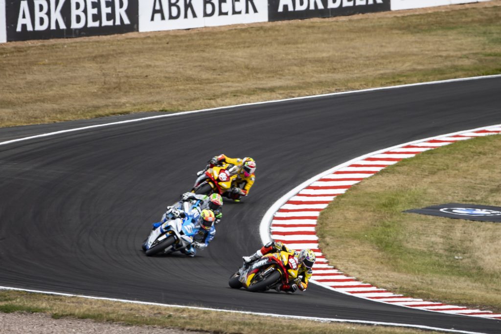 TAG RACING SECURES STRONG POINTS HAUL AT OULTON PARK