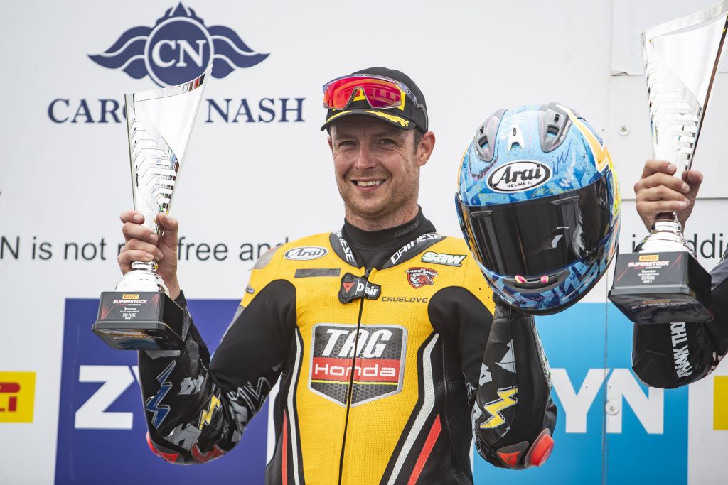 TAG RACING TAKE TO THE PODIUM AND ACHIEVE SEASON BEST RESULTS AT THRUXTON
